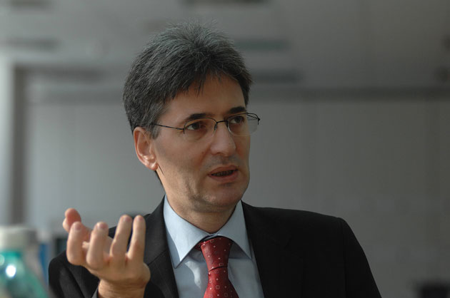 Aderarea la zona euro, o chestiune fundamentală pentru România