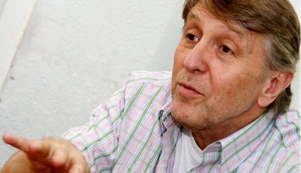 Andrei Şerban, faimosul regizor, care în clasa a XI-a a jucat rolul lui Ion Nebunul din ”Năpasta”, deschide festCO