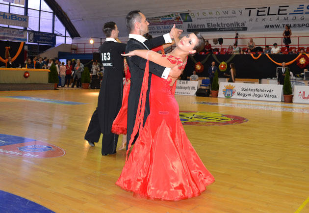 Loga Dance School, în premieră la  Cupa „Laszlovill”