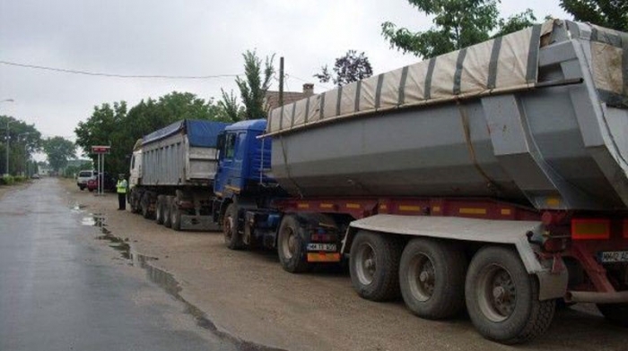 Transport dubios de cereale,  depistat în județ