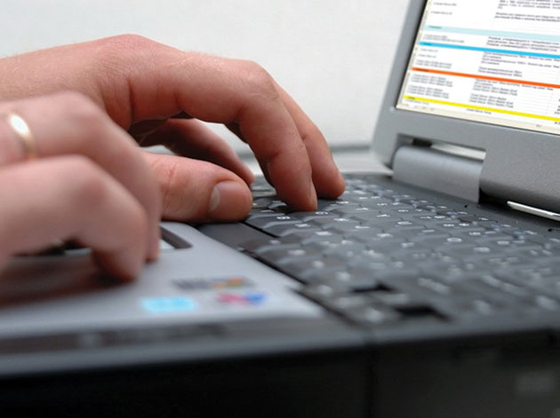 România, ţara unde internetul este mai accesibil decât apa curentă