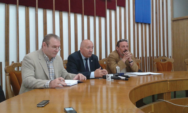 Societatea Avram Iancu face posibilă deschiderea Teatrului