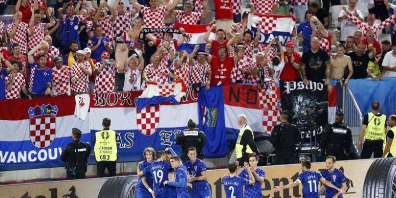 EURO PUS LA COLT/ Azi...Croația!