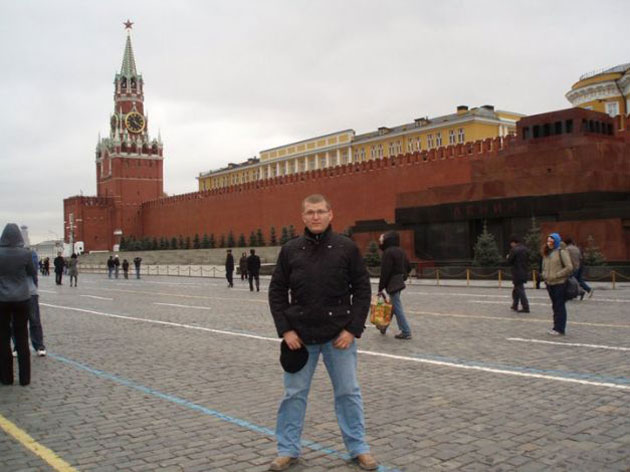 Un sătmărean a editat cel mai bun ghid de conversaţie româno-rus