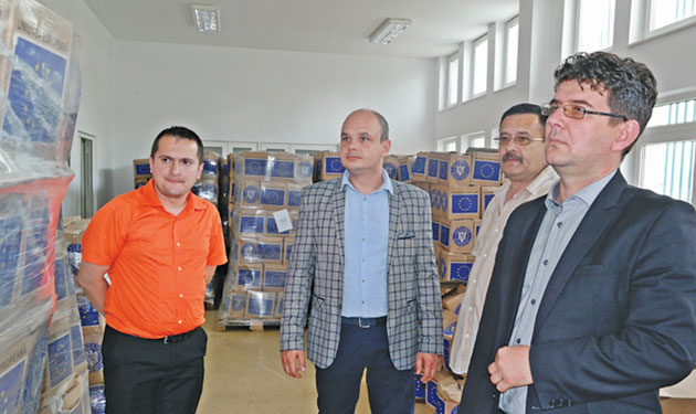 Peste 15.000 de cutii cu ajutoare de la UE, distribuite