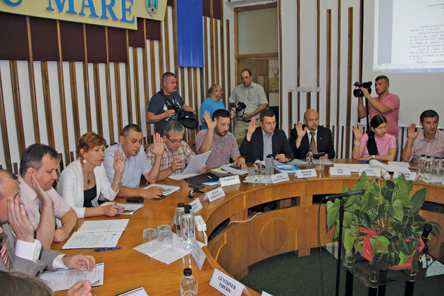 Schimbări întârziate la Primărie