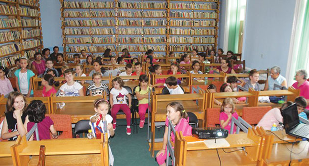 BiblioVacanţa îi aşteaptă pe copii pasionaţi de lectură