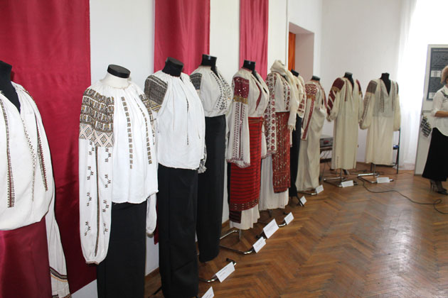 Rafinament şi culoare, inspiraţie pentru sătmăreni