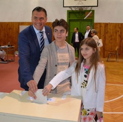 SATU MARE VOTEAZĂ- Vezi care au fost primii candidaţi ce au ieşit la VOT!