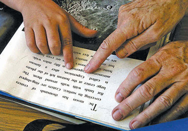 Mii de analfabeți în județ