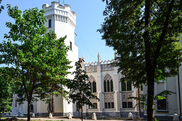 Castel-Karoly-Carei-(2)