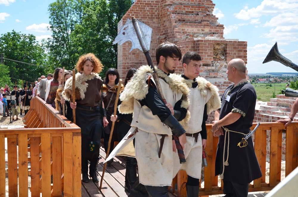 Începe Festivalul medieval de la Ardud!