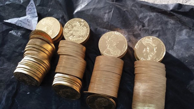 A amanetat monede din...”haur”!