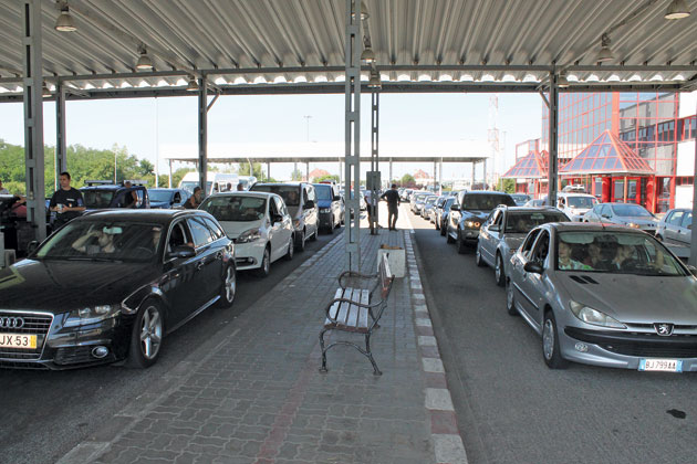 Îmbulzeala din vămi, șansa urmăriților general