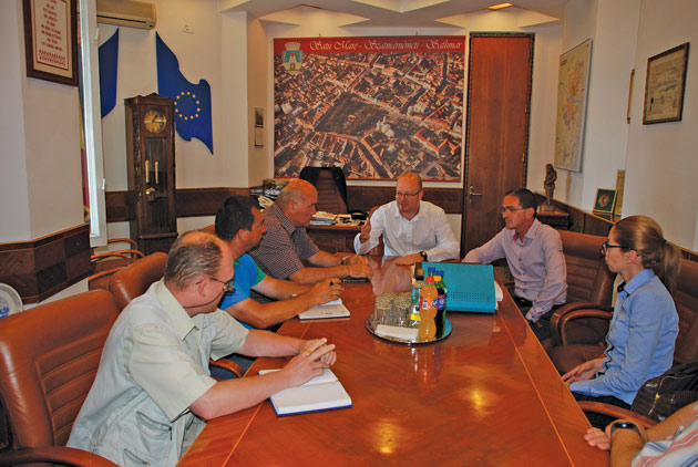 Alba-neagra cu Podul Decebal