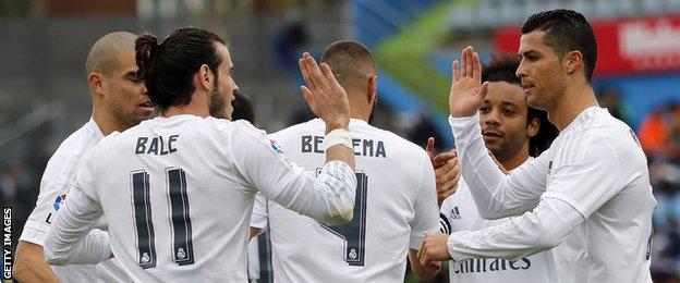 Încep semifinalele...( EURO pus la colț)