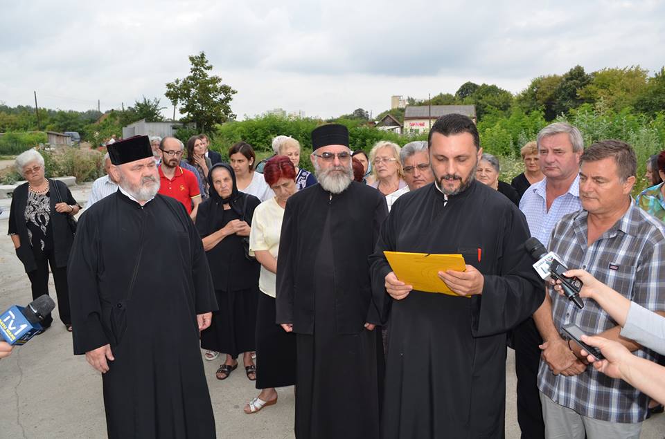 13933264_301205950231310_661440046_n