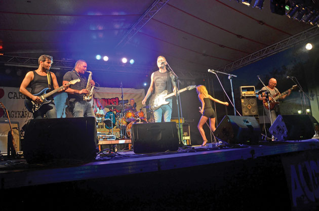 Hiturile anilor 80 au răsunat la Carei