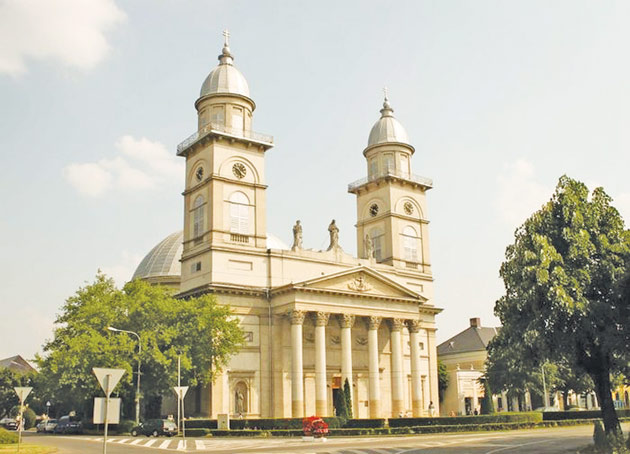 Şansă pentru restaurarea Catedralei