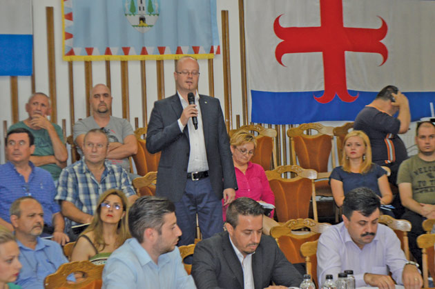 Primăria Satu Mare contractează avocați