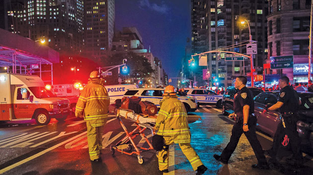 MAE:  Nu au fost înregistrate solicitări  de asistenţă din partea românilor, după explozia din SUA