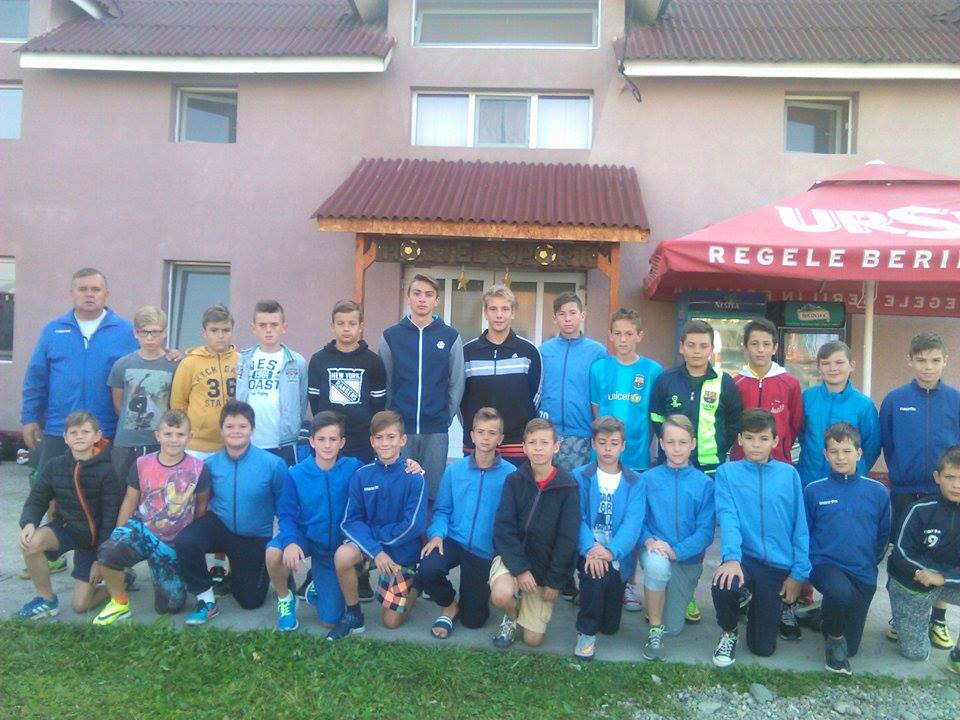 Fotbal  /  Final de cantonament pentru Juniorul