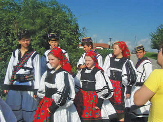 Invitaţie la un praznic tradiţional în Călineşti Oaş