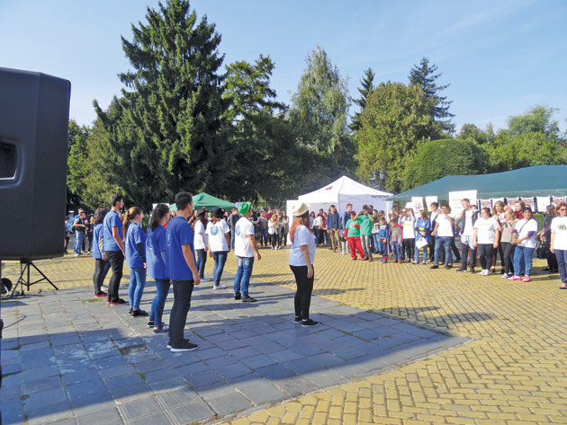 Peste 200 de participanți la Festivalul voluntariatului