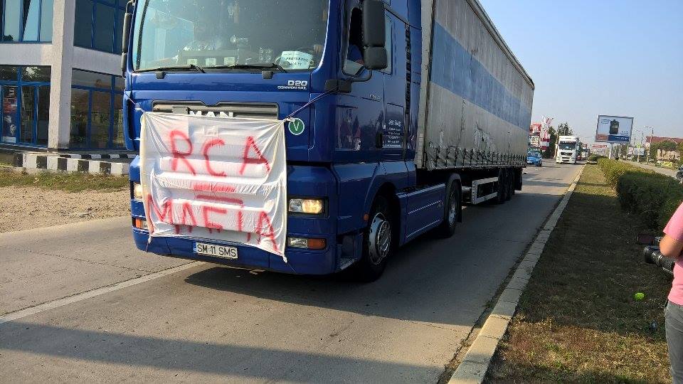 A început protestul transportatorilor sătmăreni! (Galerie foto)