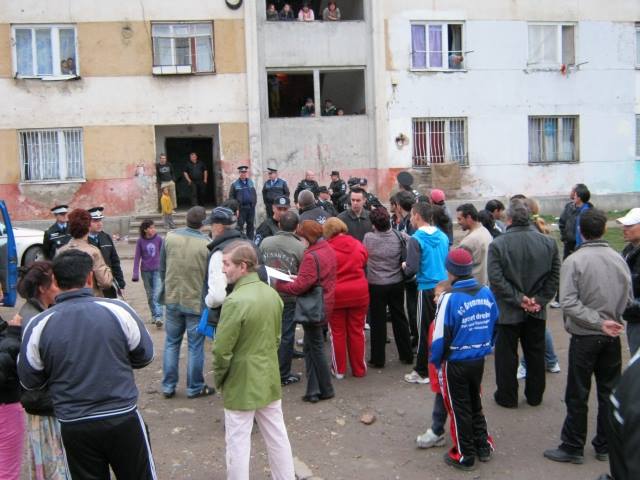 Razie de amploare a polițiștilor sătmăreni pe strada Ostrovului