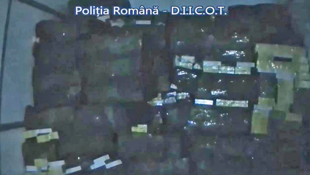 Flagrant. Reținuți pentru contrabandă cu țigări