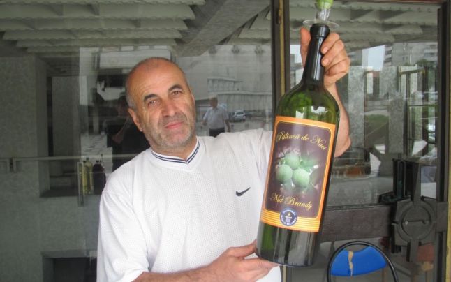 Un sătmărean deţine “Elixirul tinereţi”, un aparat fabulous inventat de celebrul Nikola Tesla