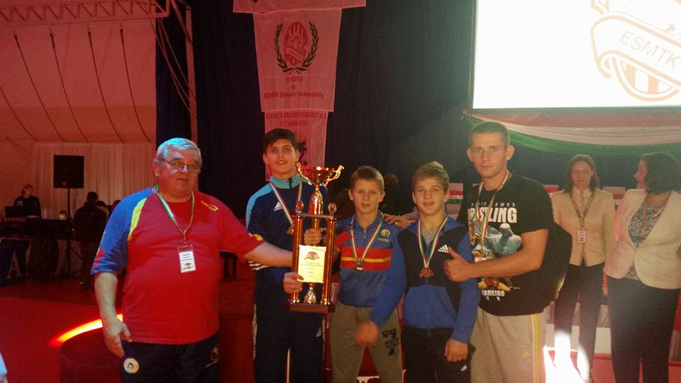 Trei medalii și de la Budapesta