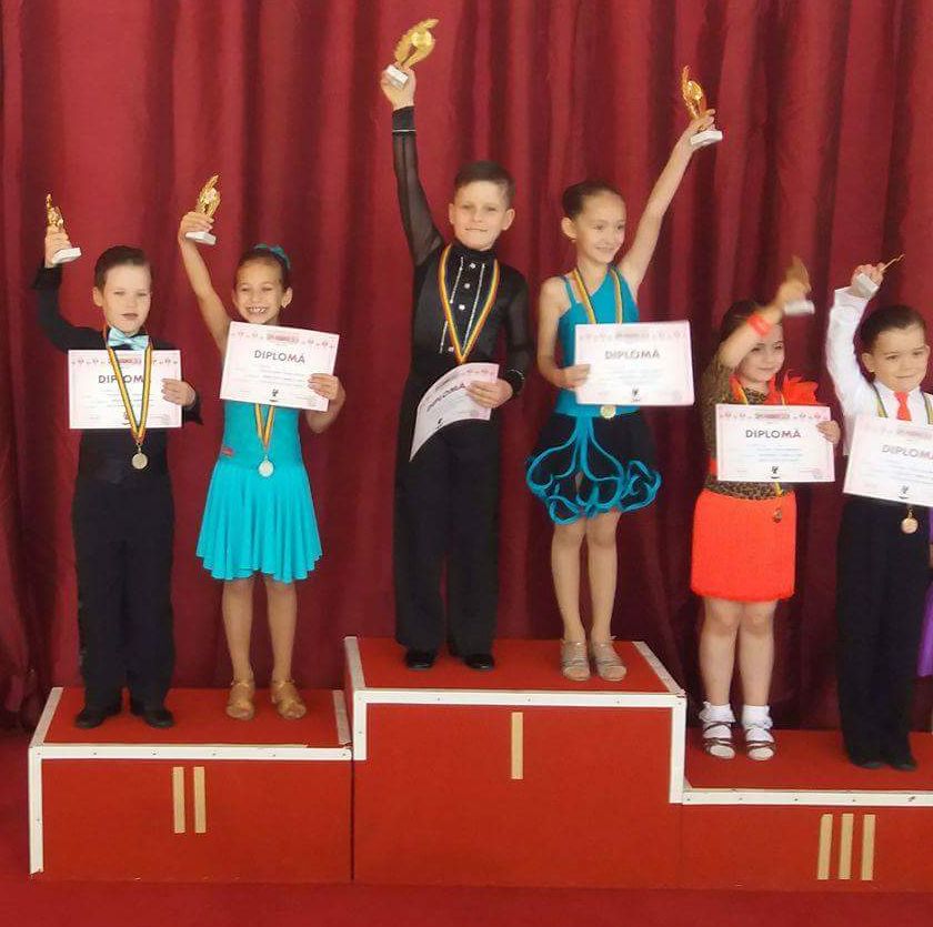 Două medalii pentru Royal Dance la Cupa Maramureşului