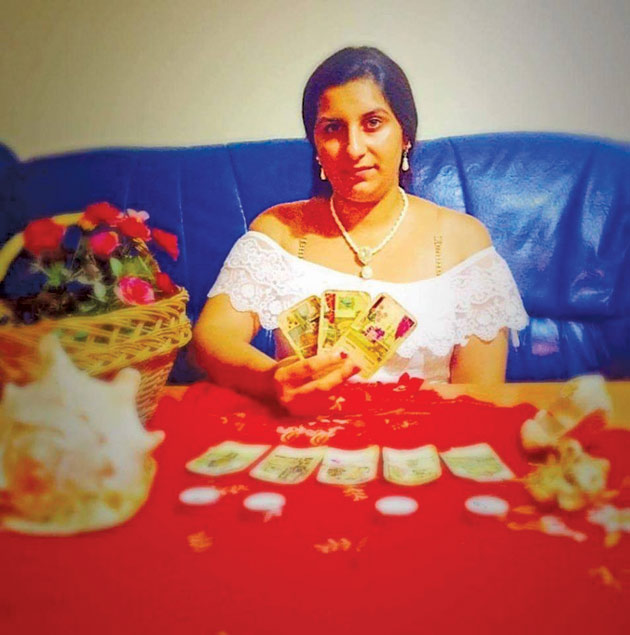 Vrăjitoarele s-au mutat pe internet