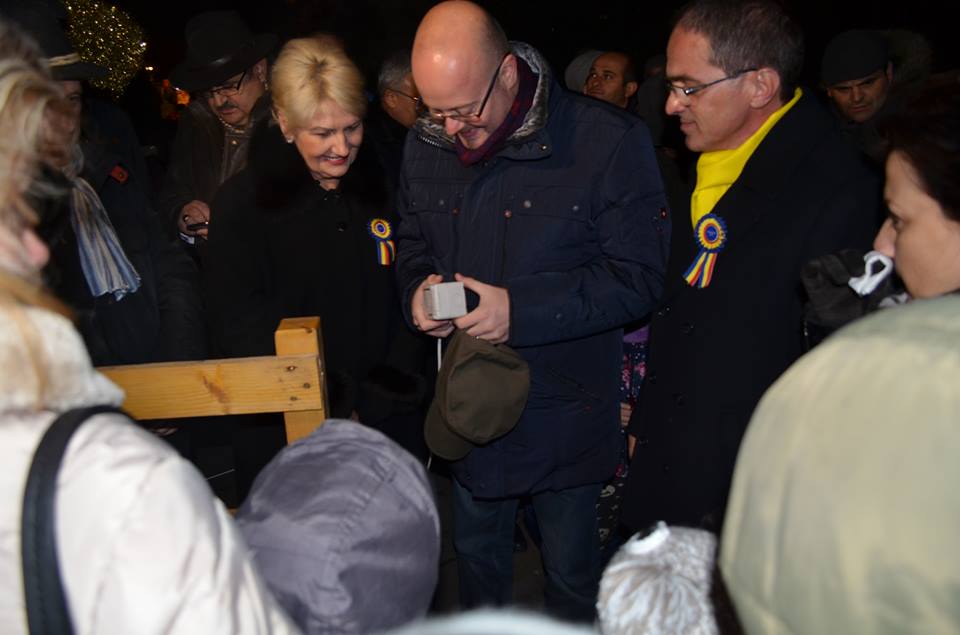 15228025_369016330116938_1407801872_n