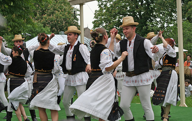 De ce sunt ardelenii molcomi şi ardelencele mândre