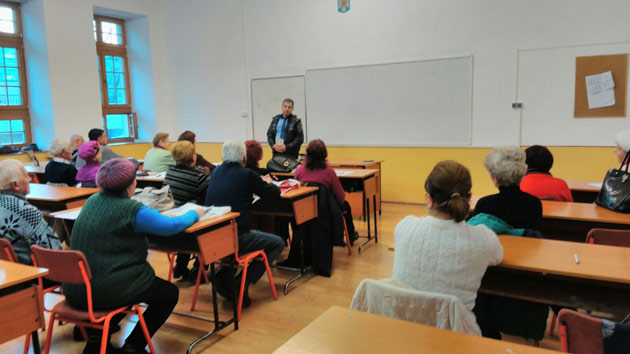 Campanie privind protecția locuinței, derulată de polițiștii