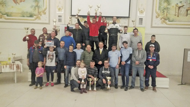 Familia Iocsak la putere...