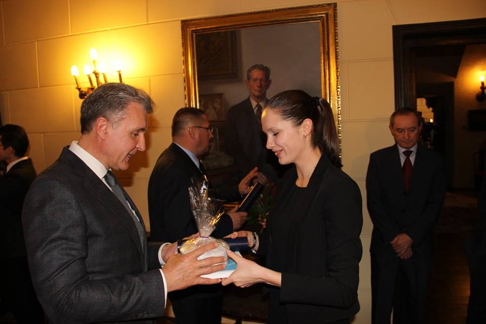 Campionii scrimei, premiați  de Casa Regală