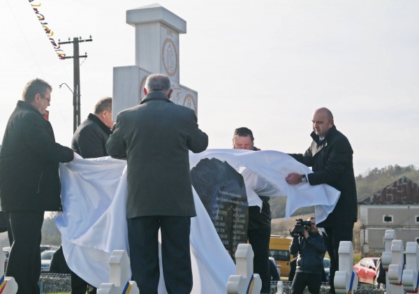 În memoria ostaşilor români căzuţi în luptele de la Socond