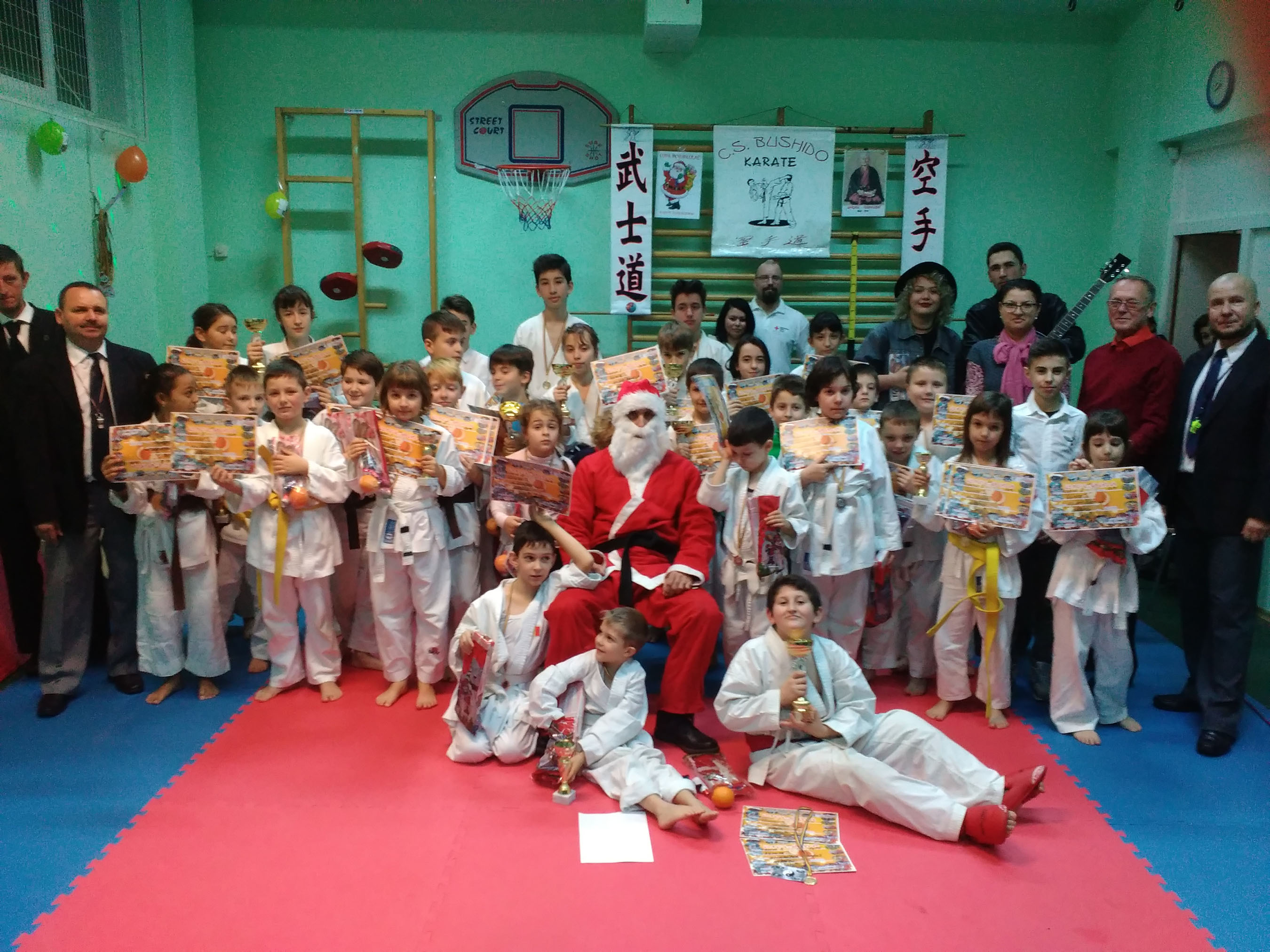 Karate  /  Bushido a organizat deja Cupa Moş Nicolae