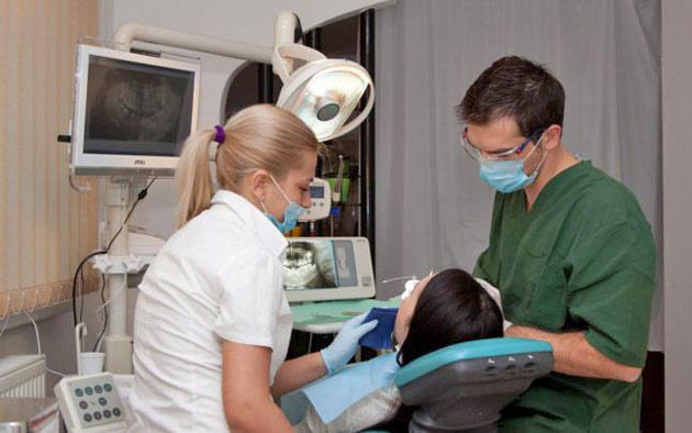 Stomatologii sătmăreni se mobilizează