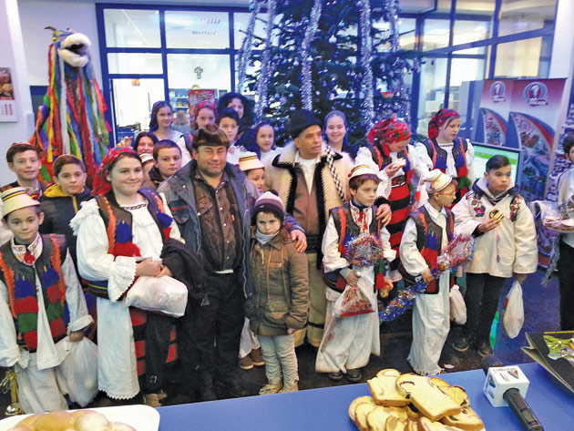 Colindătorii de la UNICARM VETIŞ