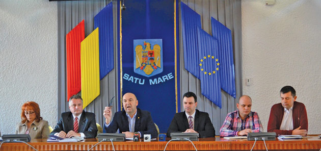 Peste 300.000 de sătmăreni sunt așteptați duminică la vot