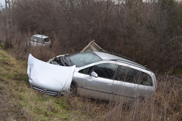Evenimente și infracțiuni rutiere cercetate de polițiștii sătmăreni în pragul dintre ani
