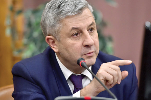 Florin Iordache, ministrul Justiţiei,  i-a chemat luni la discuţii pe L.C. Kovesi, Augustin Lazăr şi Daniel Horodniceanu