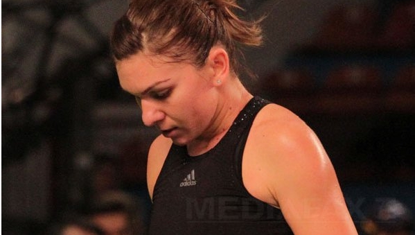Simona Halep şi Monica Niculescu au fost eliminate în primul tur al probei de dublu, la Shenzen