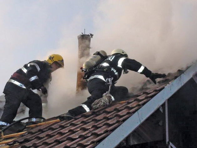 Incendiu la Odoreu din cauza unui coș de fum necurățat