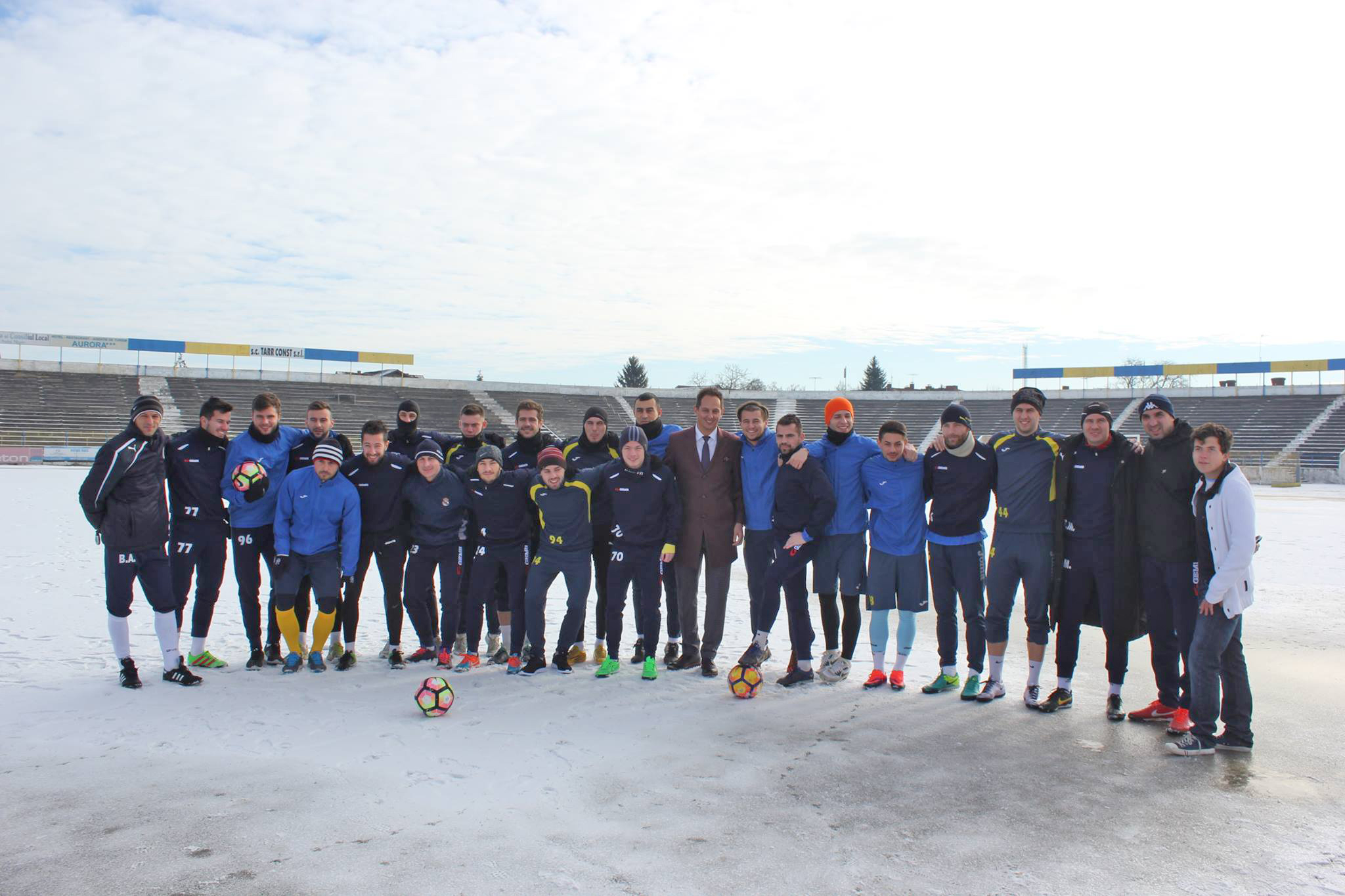 Olimpia zboară în Cipru